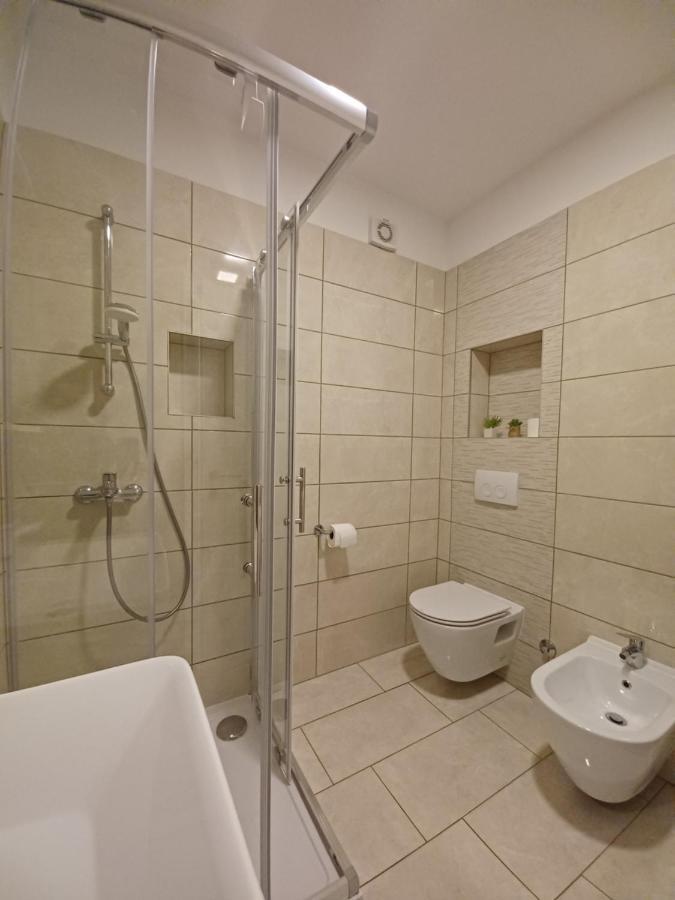 Apartments Leon 2 Novigrad Istria エクステリア 写真